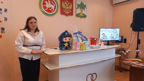 Кайбычта бәби көтүче ханымнар белән очрашу узды