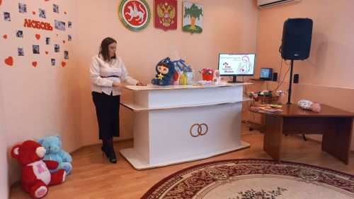 Кайбычта бәби көтүче ханымнар белән очрашу узды