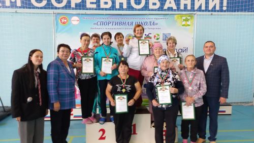 В спорткомплексе «Салават купере» прошли соревнования для пожилых