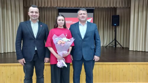 В Кайбицах на выборах в местный совет Движения Первых принял участие помощник Раиса РТ, руководитель регионального отделения Движения Первых в Татарстане Тимур Сулейманов