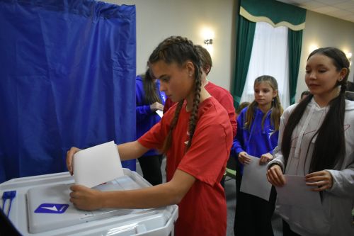 В Кайбицах на выборах в местный совет Движения Первых принял участие помощник Раиса РТ, руководитель регионального отделения Движения Первых в Татарстане Тимур Сулейманов
