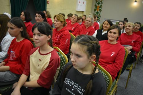 В Кайбицах на выборах в местный совет Движения Первых принял участие помощник Раиса РТ, руководитель регионального отделения Движения Первых в Татарстане Тимур Сулейманов