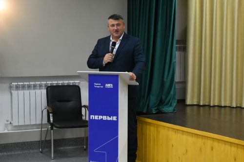 В Кайбицах на выборах в местный совет Движения Первых принял участие помощник Раиса РТ, руководитель регионального отделения Движения Первых в Татарстане Тимур Сулейманов