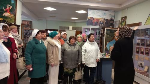 Кайбычның ветераннар советлары рәисләре СВОга гуманитар йөк әзерләү буенча Апас волонтерларының тәҗрибәсен өйрәнергә барды