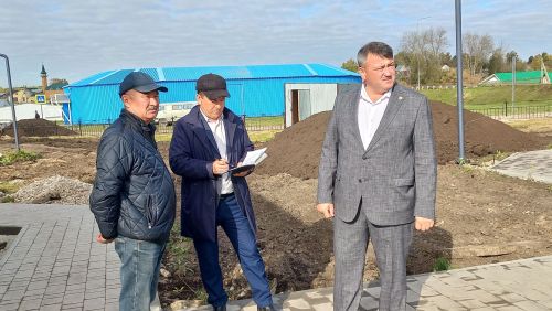 Олы Кайбычтагы ял паркында төзекләндерү эшләре дәвам итә