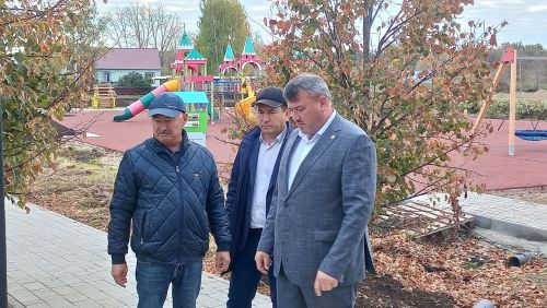 Олы Кайбычтагы ял паркында төзекләндерү эшләре дәвам итә