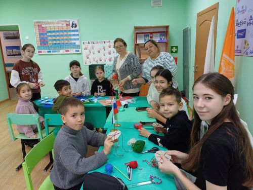 В преддверии Дня народного единства в МБОУ «Муралинская ООШ» состоялась онлайн-акция «Россия — наша страна»