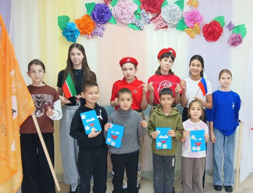 В преддверии Дня народного единства в МБОУ «Муралинская ООШ» состоялась онлайн-акция «Россия — наша страна»