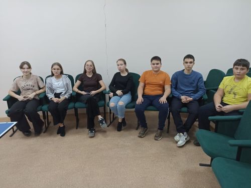 В Берлибашском сельском клубе прошел правовой час «Мы за мир без коррупции»