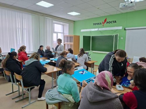 Центр образования естественно-научного направления «Точка Роста» Молькеевской школы продолжает активную деятельность, ориентированную на повышение качества образовательного процесса
