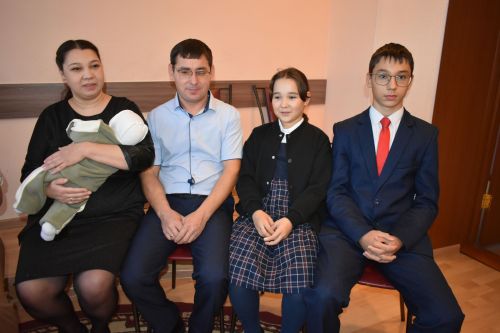 Кайбычта туу турында таныклык тапшыру тантанасы узды