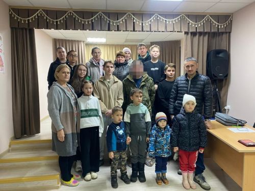 В Кушкульском сельском клубе прошла встреча с участником специальной военной операции