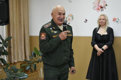 На родине Героя России — в Малых Мемях состоялась презентация книги