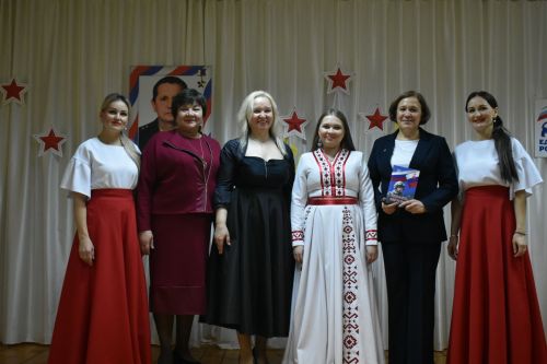 На родине Героя России — в Малых Мемях состоялась презентация книги