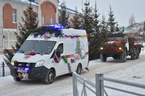 В Кайбицах состоялось открытие главной елки района