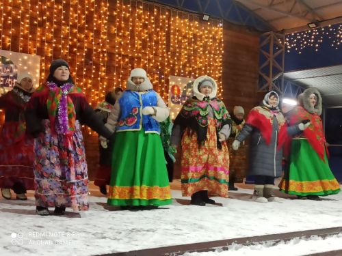 В Кайбицах состоялось открытие главной елки района