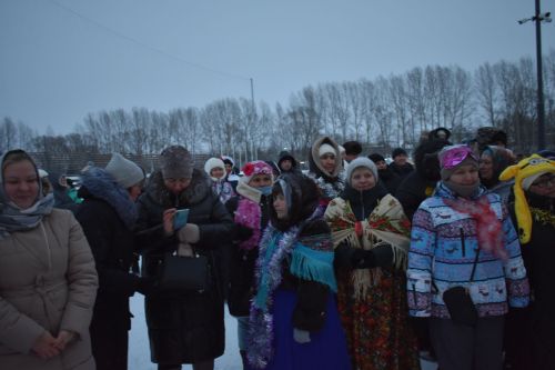 В Кайбицах состоялось открытие главной елки района