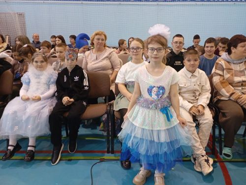 В Кайбицах состоялась новогодняя елка для детей с ограниченными возможностями здоровья, приемных детей, детей-сирот и детей участников СВО