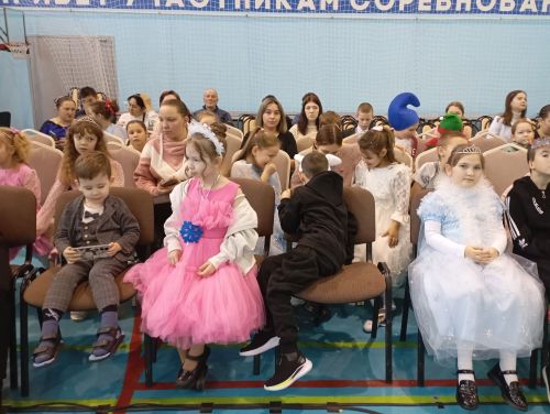 В Кайбицах состоялась новогодняя елка для детей с ограниченными возможностями здоровья, приемных детей, детей-сирот и детей участников СВО