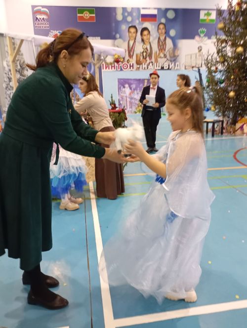 В Кайбицах состоялась новогодняя елка для детей с ограниченными возможностями здоровья, приемных детей, детей-сирот и детей участников СВО
