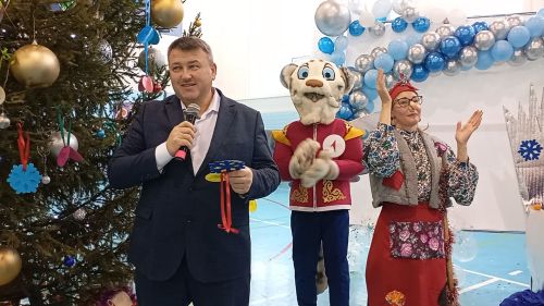 В Кайбицах состоялась новогодняя елка для детей с ограниченными возможностями здоровья, приемных детей, детей-сирот и детей участников СВО