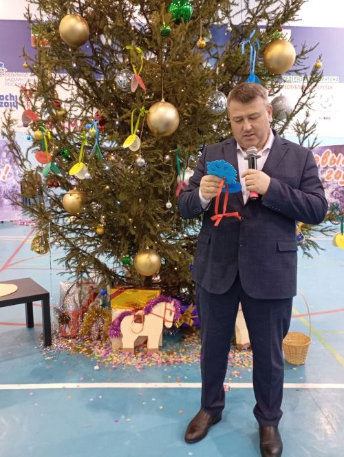 В Кайбицах состоялась новогодняя елка для детей с ограниченными возможностями здоровья, приемных детей, детей-сирот и детей участников СВО