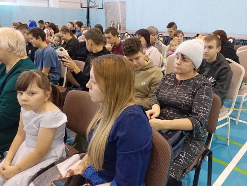 В Кайбицах состоялась новогодняя елка для детей с ограниченными возможностями здоровья, приемных детей, детей-сирот и детей участников СВО