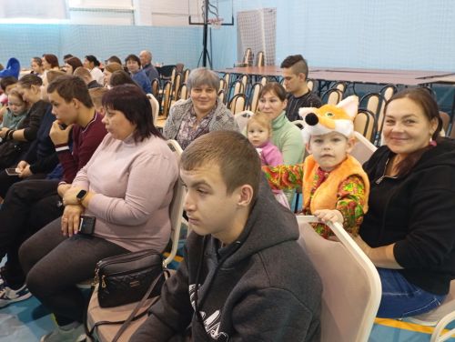 В Кайбицах состоялась новогодняя елка для детей с ограниченными возможностями здоровья, приемных детей, детей-сирот и детей участников СВО