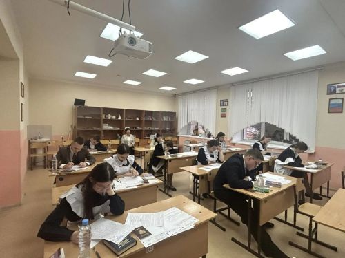 В Кайбицком районе выпускники 11-х классов пишут итоговое сочинение