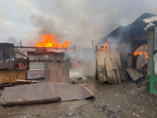 В Кайбицком районе в селе Малые Меми произошел пожар