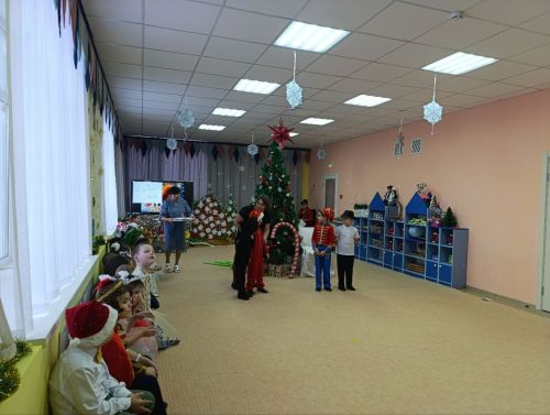 В детском саду «Миляшкай» прошел новогодний утренник