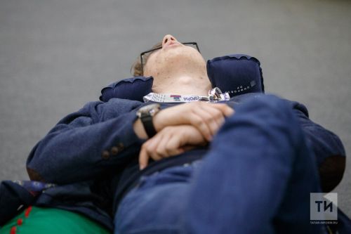 Сомнолог объяснила, как восстановить режим сна после новогодней ночи