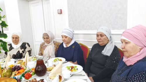 Семья предпринимателей Мутыгуллиных из Больших Кайбиц провела благотворительный ифтар