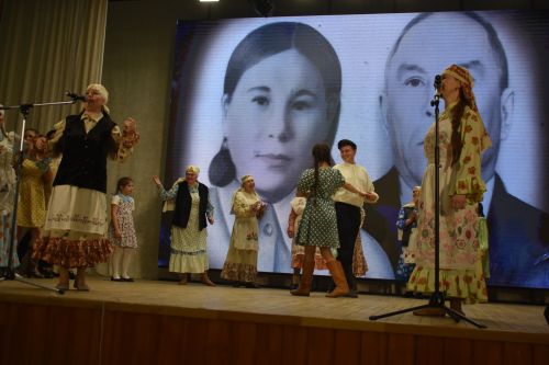 Кайбычта «Без тарихта эзлебез» шәҗәрәләр фестиваленең зона туры узды