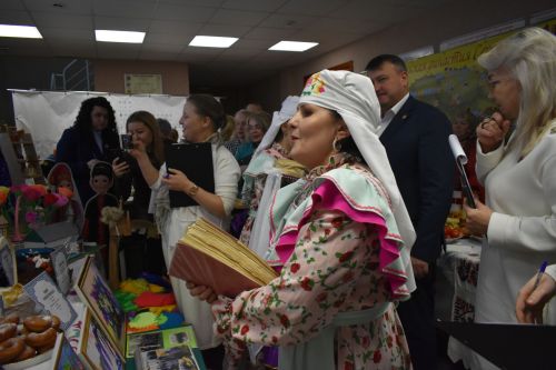 Кайбычта «Без тарихта эзлебез» шәҗәрәләр фестиваленең зона туры узды