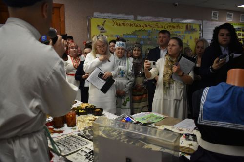 Кайбычта «Без тарихта эзлебез» шәҗәрәләр фестиваленең зона туры узды