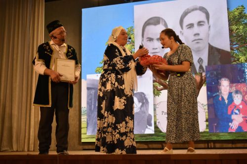 Кайбычта «Без тарихта эзлебез» шәҗәрәләр фестиваленең зона туры узды