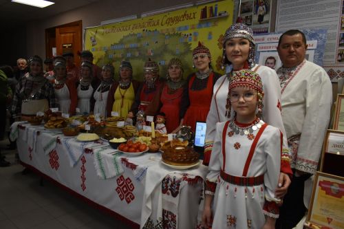 Кайбычта «Без тарихта эзлебез» шәҗәрәләр фестиваленең зона туры узды