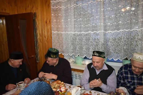 Чүти авылында район башлыгы катнашында ифтар мәҗлесе үтте