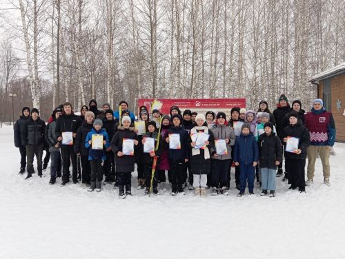 В парке «Дубрава» села Большие Кайбицы прошли лыжные гонки среди учащихся общеобразовательных школ, посвященные закрытию зимнего сезона