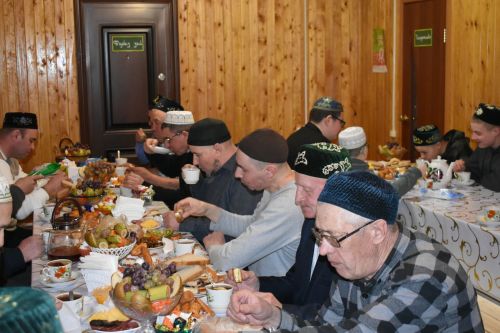 Чүти авылында район башлыгы катнашында ифтар мәҗлесе үтте