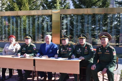 Кайбыч укучылары стройда йөрү осталыгын күрсәтте
