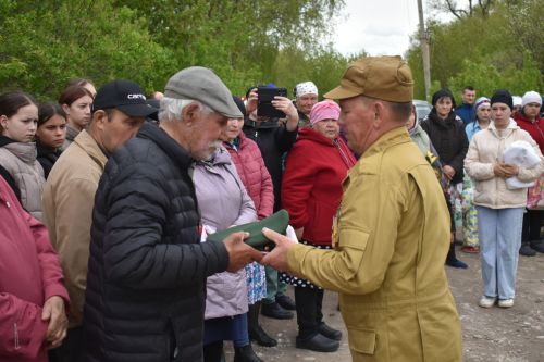 Байморза авылында махсус хәрби операция зонасында һәлак булган авылдашлары белән хушлаштылар