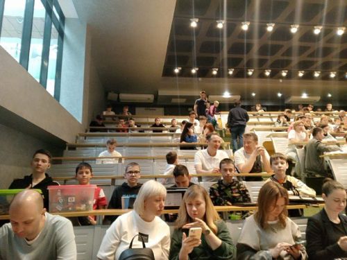 Учащиеся Центра внешкольной работы «Экология, культура, образование» успешно выступили на республиканской олимпиаде по робототехнике