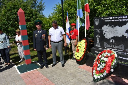 В Кайбицах отметили День пограничника