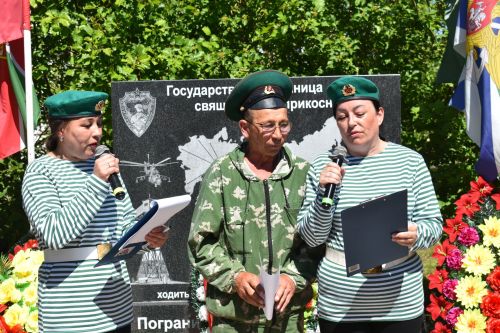 В Кайбицах отметили День пограничника