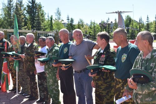 В Кайбицах отметили День пограничника