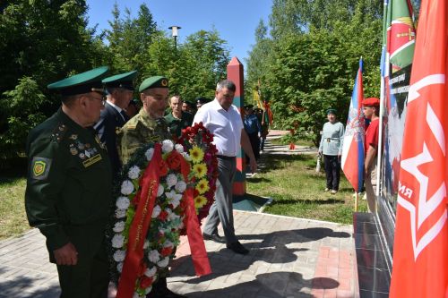 В Кайбицах отметили День пограничника