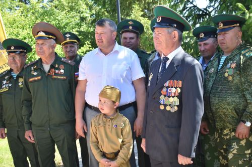В Кайбицах отметили День пограничника