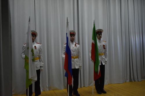 Федоровское мәктәбендә район мәктәпләренең класс җитәкчеләре киңәште